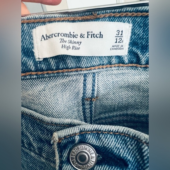Abercrombie & Fitch the skinny High Rise 31 -12 Jeans Ripped Distressed - Picture 1 of 14